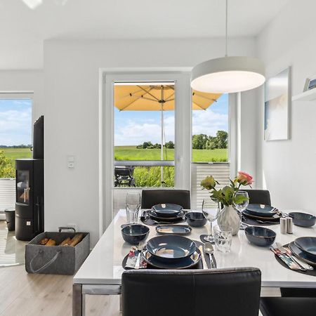 2 Bedroom Stunning Home In Tossens Stick Buitenkant foto